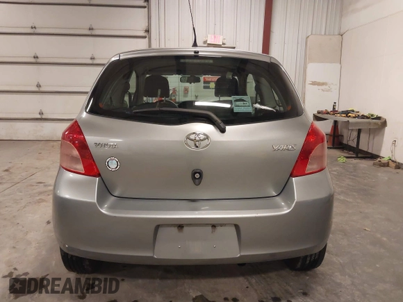 2008 Toyota Yaris с VIN JTDJT923785141637, выставлен на аукционе IAAI как лот 42121149 с пробегом 135 719 миль миль и . История ставок и продаж доступна на DreamBid. Изображение 16.