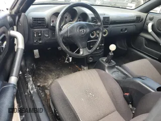 2000 Toyota MR2 z VIN JTDFR3209Y0012416, wystawiony jako Copart lot #73955194 z przebiegiem 74 158 mil mil oraz Szkoda całkowita • Salvage title. Historia ofert i sprzedaży dostępna na DreamBid. Obrazek 8.