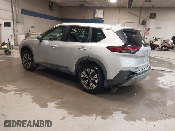 2022 Nissan Rogue SV with VIN 5N1BT3BB2NC722538, listed as a IAAI auction lot 41511198 with 64,820 mi miles and . Bid and sale history available at carsss.com. Image 3.