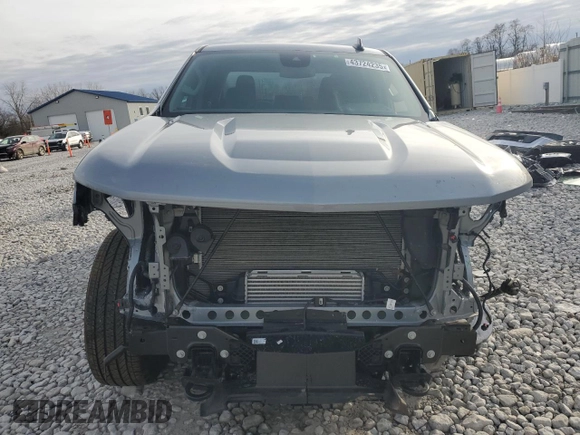 2025 Chevrolet Silverado 1500 with VIN 3GCPKKEK1SG119365, listed as a Copart auction lot 43724235 with 3,439 mi miles and Salvage Title. Bid and sale history available at DreamBid. Image 5.