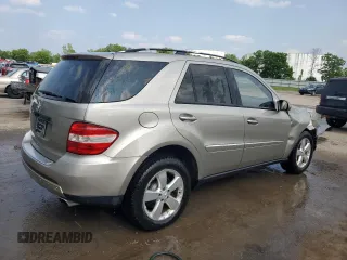 2006 Mercedes-Benz M 500 z VIN 4JGBB75E86A099990, wystawiony jako Copart lot #59701535 z przebiegiem 124 572 mil mil oraz Szkoda całkowita • Salvage title. Historia ofert i sprzedaży dostępna na DreamBid. Obrazek 3.