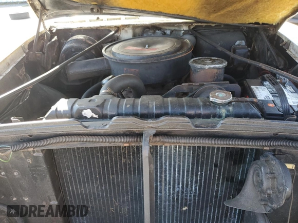 1958 Oldsmobile 88 z VIN 587M54933, wystawiony jako Copart lot #53116955 z przebiegiem 71 510 mil mil oraz Czysty tytuł • Clean title. Historia ofert i sprzedaży dostępna na DreamBid. Obrazek 11.
