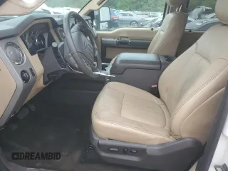 2014 Ford F-250 XL z VIN 1FT7W2BT2EEA67340, wystawiony jako Copart lot #55790625 z przebiegiem 102 560 mil mil oraz Tytuł czysty. Historia ofert i sprzedaży dostępna na DreamBid. Obrazek 7.