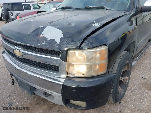 2007 Chevrolet Silverado 1500 LT w/1LT with VIN 1GCEC19J97Z514496, listed as a IAAI auction lot 41756114 with 201,886 mi miles. Bid and sale history available at carsss.com. Image 17.