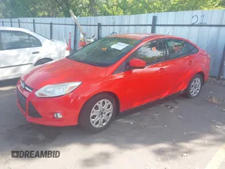 2012 Ford Focus SE z VIN 1FAHP3F2XCL454967, wystawiony jako IAAI lot #42467432 z przebiegiem Nie podano mil oraz . Historia ofert i sprzedaży dostępna na DreamBid. Obrazek 2.
