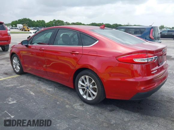 2020 Ford Fusion SE with VIN 3FA6P0HDXLR160183, listed as a IAAI auction lot 42623508 with 89,914 mi miles and . Bid and sale history available at DreamBid. Image 3.