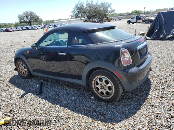 2013 MINI Cooper Coupe with VIN WMWSX1C54DT507731, listed as a Copart auction lot 49261315 with 111,881 mi miles and Clean Title. Bid and sale history available at carsss.com. Image 2.