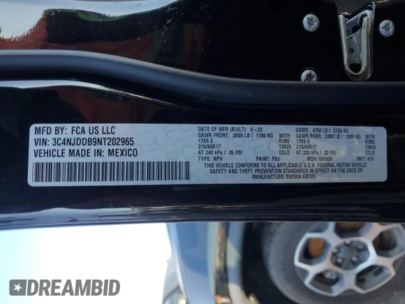 2022 Jeep Compass Trailhawk with VIN 3C4NJDDB9NT202965, listed as a Copart auction lot 46124755 with 9,610 mi miles and Salvage title. Bid and sale history available at DreamBid. Image 13.