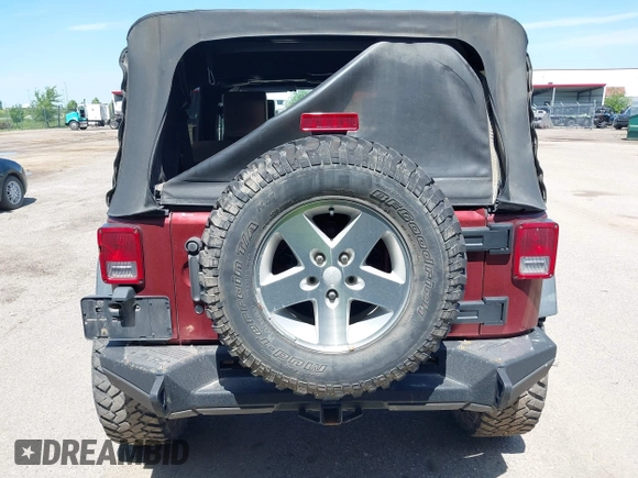 2008 Jeep Wrangler Unlimited Rubicon с VIN 1J4GA69178L631116, выставлен на аукционе IAAI как лот 42535124 с пробегом 151 551 миль миль и . История ставок и продаж доступна на DreamBid. Изображение 16.