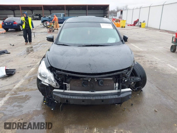 2015 Nissan Altima S with VIN 1N4AL3APXFN394083, listed as a IAAI auction lot 41537949 with 113,554 mi miles and . Bid and sale history available at DreamBid. Image 13.