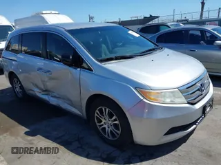 2012 Honda Odyssey EX z VIN 5FNRL5H48CB023003, wystawiony jako IAAI lot #41975027 z przebiegiem 221 313 mil mil oraz . Historia ofert i sprzedaży dostępna na DreamBid. Obrazek 1.