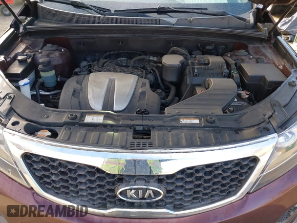 2012 Kia Sorento EX with VIN 5XYKUDA25CG239594, listed as a IAAI auction lot 41754946 with 135,005 mi miles. Bid and sale history available at carsss.com. Image 10.