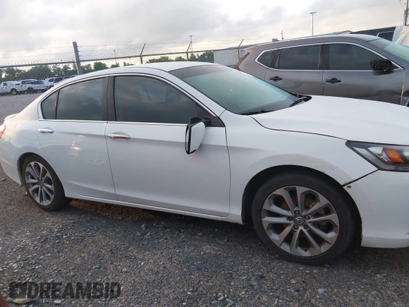 2013 Honda Accord Sport with VIN 1HGCR2F53DA080283, listed as a IAAI auction lot 42190121 with 205,634 mi miles and . Bid and sale history available at DreamBid. Image 13.