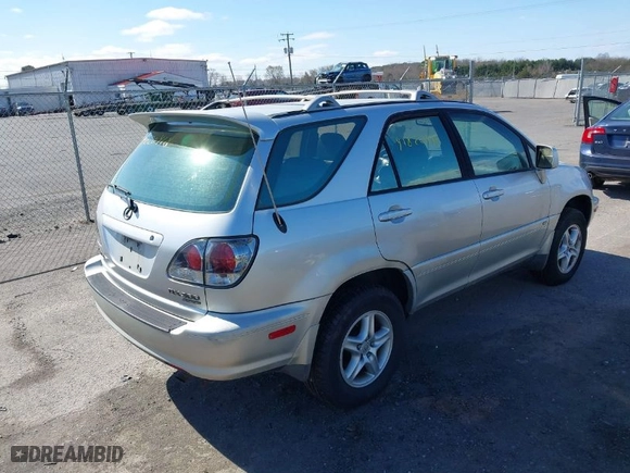 2001 Lexus RX 300 with VIN JTJHF10U610219120, listed as a IAAI auction lot 41820418 with NaN miles. Bid and sale history available at carsss.com. Image 4.