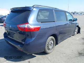 2019 Toyota Sienna XLE with VIN 5TDDZ3DC9KS220976, listed as a IAAI auction lot 41667049 with 92,568 mi miles and . Bid and sale history available at DreamBid. Image 4.