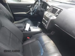 2012 Nissan Murano SL z VIN JN8AZ1MU3CW101990, wystawiony jako IAAI lot #42821851 z przebiegiem 135 585 mil mil oraz . Historia ofert i sprzedaży dostępna na DreamBid. Obrazek 5.