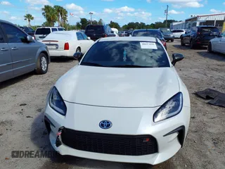 2023 Toyota GR86 Premium with VIN JF1ZNBF11P8750898, listed as a IAAI auction lot 40617656 with 40,290 mi miles. Bid and sale history available at carsss.com. Image 6.