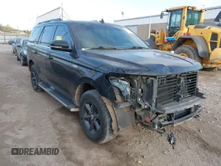 2019 Ford Expedition XLT with VIN 1FMJU1JTXKEA30678, listed as a IAAI auction lot 41905098 with 156,746 mi miles and . Bid and sale history available at DreamBid. Image 1.