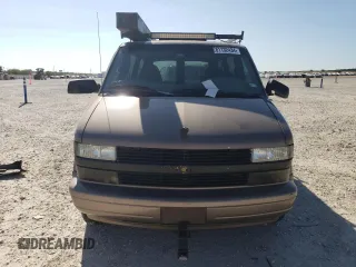 2002 Chevrolet Astro with VIN 1GNDM19X82B144695, listed as a Copart auction lot 81132434 with 155,103 mi miles and Salvage Title. Bid and sale history available at carsss.com. Image 5.