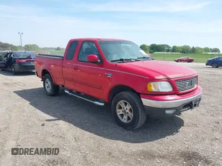 2003 Ford F-150 XL z VIN 1FTRX18L93NB14710, wystawiony jako IAAI lot #42088467 z przebiegiem 225 789 mil mil oraz . Historia ofert i sprzedaży dostępna na DreamBid. Obrazek 1.