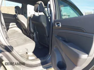 2017 Jeep Grand Cherokee Laredo with VIN 1C4RJFAG5HC836402, listed as a IAAI auction lot 41209574 with 58,875 mi miles. Bid and sale history available at carsss.com. Image 8.