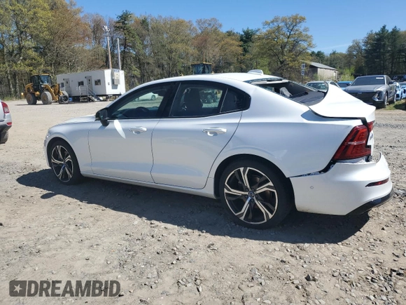 2024 Volvo S60 Plus Dark Theme z VIN 7JRL12FL4RG300900, wystawiony jako Copart lot #54564055 z przebiegiem Nie podano mil oraz Czysty tytuł • Clean title. Historia ofert i sprzedaży dostępna na DreamBid. Obrazek 2.