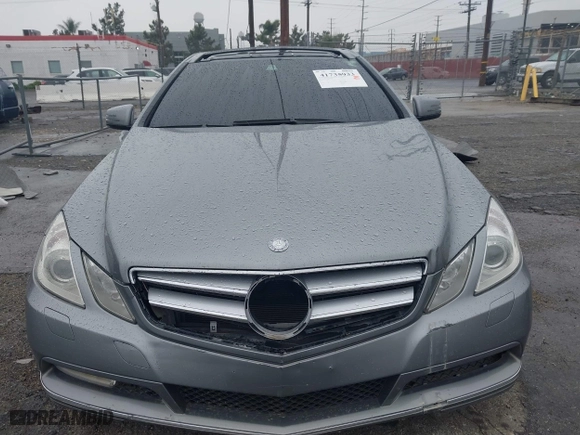 2011 Mercedes-Benz E-Class E 350 with VIN WDDKJ5GB6BF113516, listed as a IAAI auction lot 41735933 with 143,351 mi miles. Bid and sale history available at carsss.com. Image 6.
