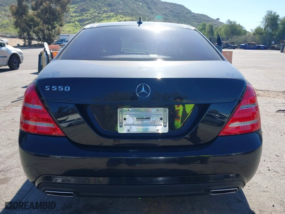 2010 Mercedes-Benz S-Class S 550 with VIN WDDNG7BB9AA348096, listed as a IAAI auction lot 41865468 with 128,845 mi miles. Bid and sale history available at carsss.com. Image 16.