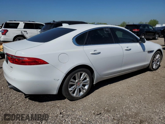 2018 Jaguar XF with VIN SAJBD4EV3JCY57424, listed as a Copart auction lot 50470925 with 65,613 mi miles and Clean Title. Bid and sale history available at DreamBid. Image 3.