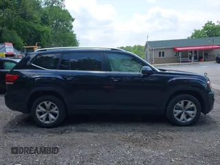 2018 Volkswagen Atlas SE z VIN 1V2KR2CA4JC569589, wystawiony jako IAAI lot #42471911 z przebiegiem 91 859 mil mil oraz . Historia ofert i sprzedaży dostępna na DreamBid. Obrazek 13.
