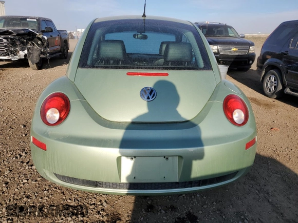2008 Volkswagen Beetle with VIN 3VWPW21CX8M517278, listed as a Copart auction lot 78936034 with 151,303 mi miles and Salvage Title. Bid and sale history available at DreamBid. Image 6.