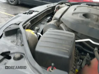 2019 Jeep Grand Cherokee Trailhawk z VIN 1C4RJFLG8KC804743, wystawiony jako IAAI lot #42926686 z przebiegiem 56 300 mil mil oraz . Historia ofert i sprzedaży dostępna na DreamBid. Obrazek 20.