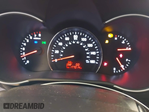 2014 Kia Sorento LX with VIN 5XYKT4A67EG433472, listed as a IAAI auction lot 41276576 with 177,014 mi miles. Bid and sale history available at carsss.com. Image 7.