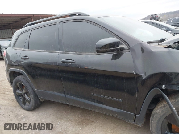 2019 Jeep Cherokee Latitude Plus with VIN 1C4PJMLX5KD432185, listed as a IAAI auction lot 40389491 with 75,703 mi miles and . Bid and sale history available at DreamBid. Image 14.