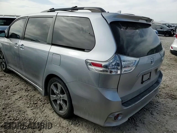 2018 Toyota Sienna SE with VIN 5TDXZ3DC2JS919264, listed as a Copart auction lot 52763135 with 159,835 mi miles and Salvage title. Bid and sale history available at DreamBid. Image 12.