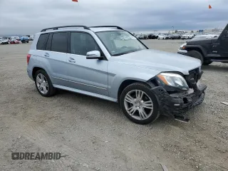 2013 Mercedes-Benz GLK 350 z VIN WDCGG5HBXDG133515, wystawiony jako Copart lot #59409545 z przebiegiem 181 803 mil mil oraz Szkoda całkowita • Salvage title. Historia ofert i sprzedaży dostępna na DreamBid. Obrazek 4.