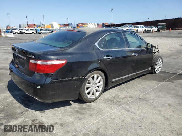 2007 Lexus LS 460 with VIN JTHBL46F275003142, listed as a Copart auction lot 61832185 with 181,203 mi miles and Salvage title. Bid and sale history available at DreamBid. Image 3.