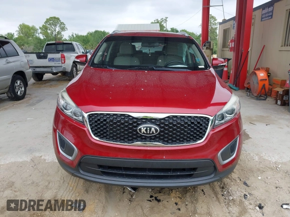 2018 Kia Sorento LX with VIN 5XYPG4A38JG349087, listed as a IAAI auction lot 41979249 with 67,387 mi miles. Bid and sale history available at carsss.com. Image 12.
