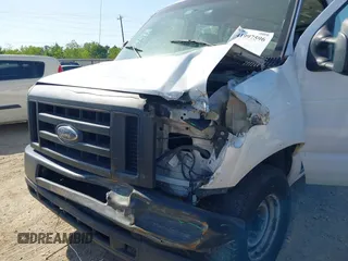 2008 Ford Econoline Cargo Commercial with VIN 1FTNE14W88DA33750, listed as a IAAI auction lot 41997596 with 338,000 mi miles. Bid and sale history available at carsss.com. Image 6.
