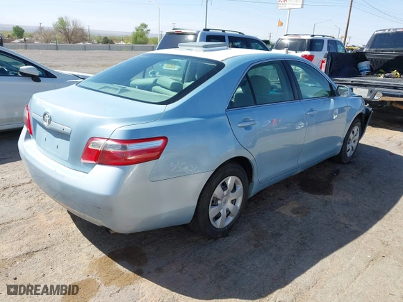 2007 Toyota Camry CE with VIN 4T1BE46K27U520242, listed as a IAAI auction lot 42051586 with 209,371 mi miles. Bid and sale history available at carsss.com. Image 4.