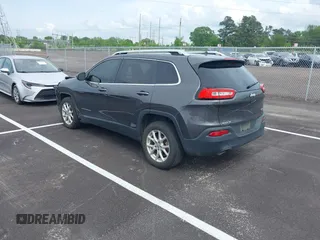 2015 Jeep Cherokee Latitude with VIN 1C4PJLCB5FW689811, listed as a IAAI auction lot 42113567 with 113,740 mi miles and . Bid and sale history available at carsss.com. Image 3.