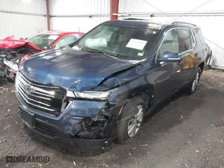 2023 Chevrolet Traverse LT Cloth with VIN 1GNEVGKWXPJ136486, listed as a IAAI auction lot 41690833 with 89,329 mi miles. Bid and sale history available at carsss.com. Image 2.