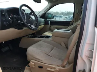 2010 Chevrolet Silverado 1500 LT with VIN 3GCRCSE03AG143475, listed as a Copart auction lot 45147535 with 150,235 mi miles and Clean Title. Bid and sale history available at carsss.com. Image 7.