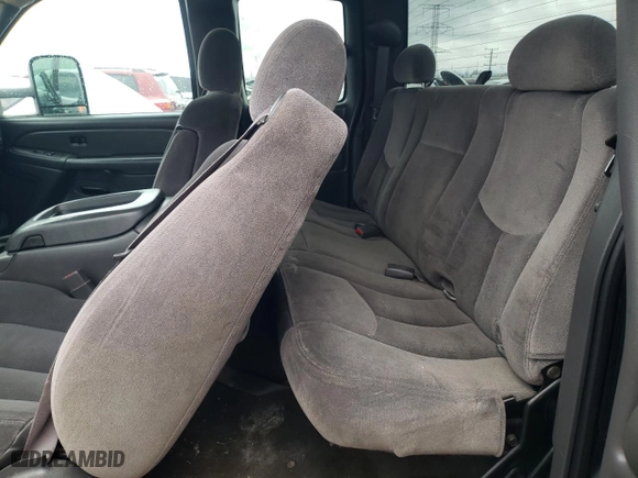 2005 GMC Sierra 2500HD Classic SLE1 with VIN 1GTHK29G05E107374, listed as a Copart auction lot 80619654 with 155,804 mi miles and Salvage Title. Bid and sale history available at carsss.com. Image 10.