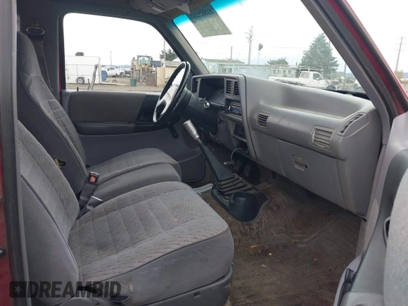 1994 Ford Ranger with VIN 1FTCR14A0RPC45056, listed as a IAAI auction lot 41885553 with 205,761 mi miles and . Bid and sale history available at DreamBid. Image 5.