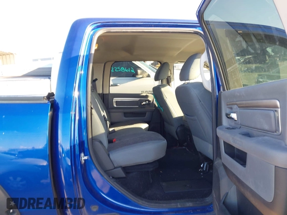 2017 Ram 1500 Big Horn z VIN 3C6RR7LT1HG613738, wystawiony jako IAAI lot #42263410 z przebiegiem 168 816 mil mil oraz . Historia ofert i sprzedaży dostępna na DreamBid. Obrazek 8.