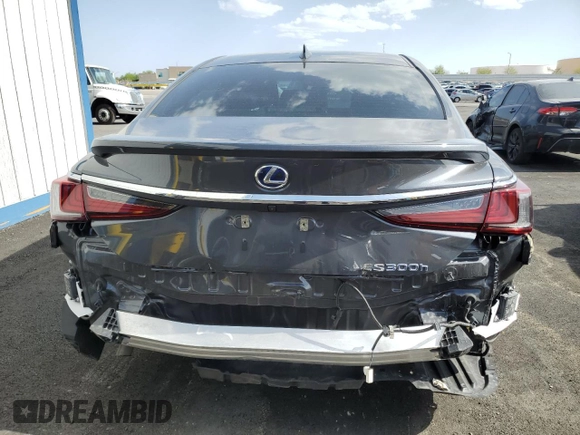 2022 Lexus ES 300h with VIN 58ADA1C17NU017617, listed as a Copart auction lot 61970855 with 16,988 mi miles and Salvage title. Bid and sale history available at DreamBid. Image 6.