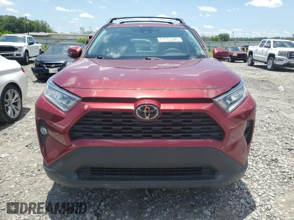 2021 Toyota RAV4 XLE Premium z VIN 2T3C1RFV3MW155693, wystawiony jako Copart lot #61505845 z przebiegiem 22 420 mil mil oraz Szkoda całkowita • Salvage title. Historia ofert i sprzedaży dostępna na DreamBid. Obrazek 5.