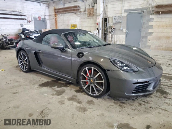 2018 Porsche 718 Boxster S z VIN WP0CB2A81JS228165, wystawiony jako Copart lot #48093094 z przebiegiem 21 561 mil mil oraz . Historia ofert i sprzedaży dostępna na DreamBid. Obrazek 4.