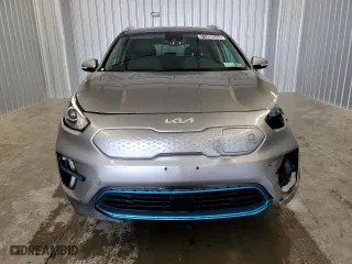 2022 Kia Niro EV S with VIN KNDCC3LG7N5159803, listed as a Copart auction lot 71338544 with 42,583 mi miles and Salvage Title. Bid and sale history available at carsss.com. Image 5.